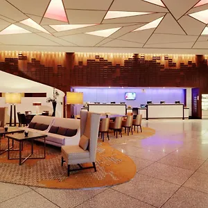 מלון Sheraton Grand Esplanade
